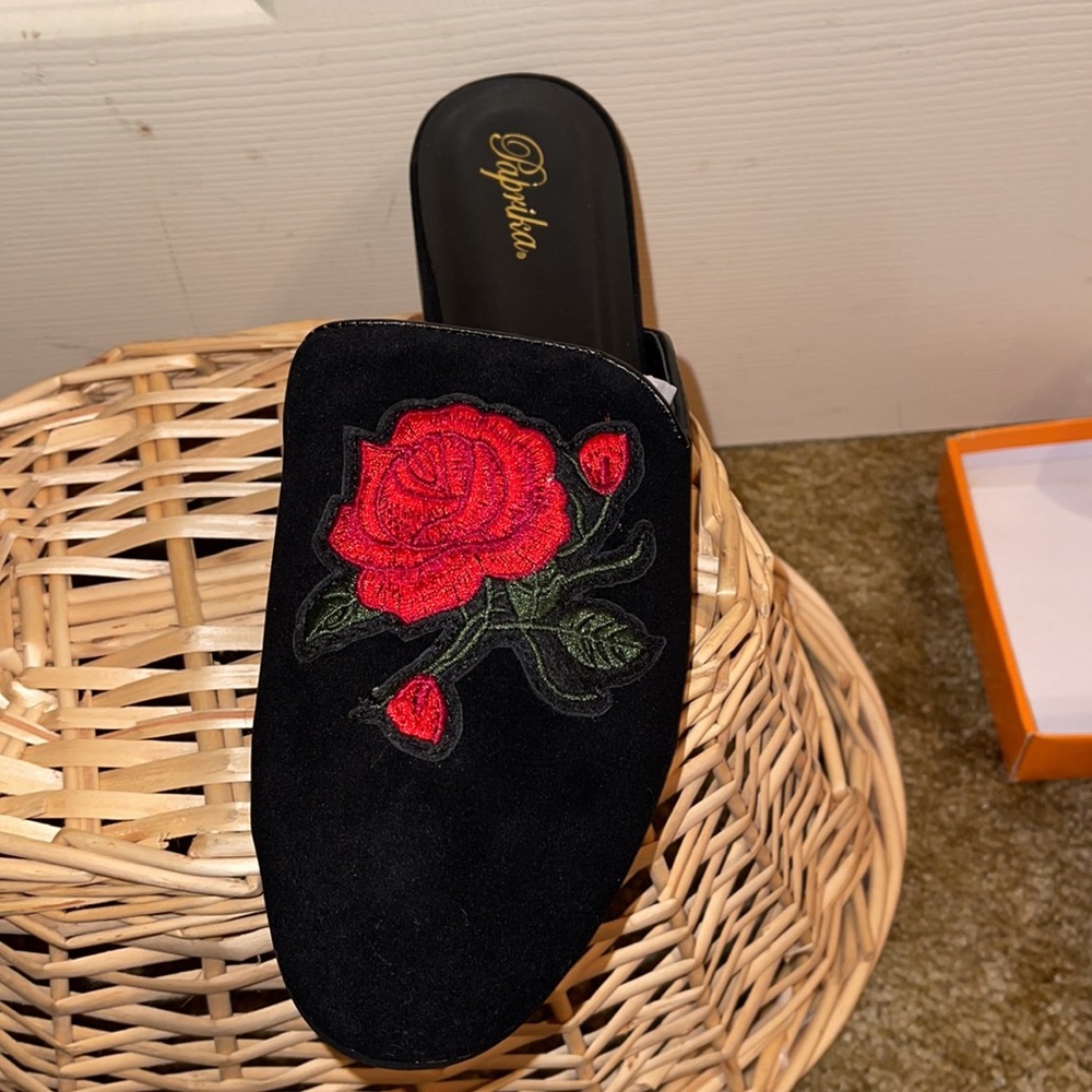 Rose Slides - Picture 4 of 4